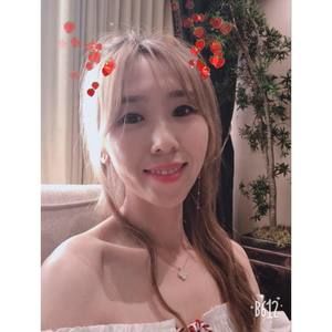 Meet your Posher, Mia